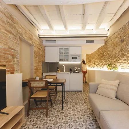 Bravissimo Mora 14, Monthly Apartment Girona
