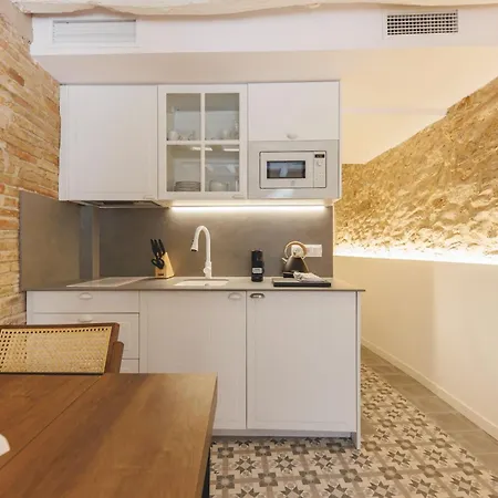 Bravissimo Mora 14, Monthly *