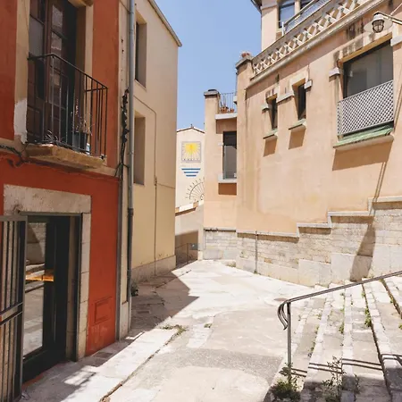Apartment Bravissimo Mora 14, Monthly Girona
