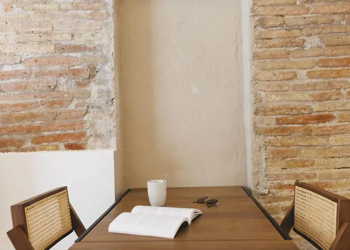 Appartement Bravissimo Mora 14, Monthly