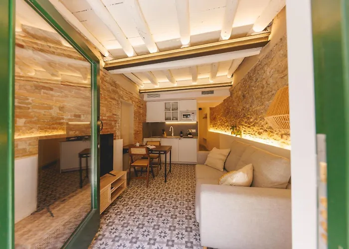 Bravissimo Mora 14, Monthly Gerona