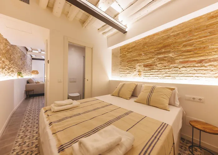 Bravissimo Mora 14, Monthly *